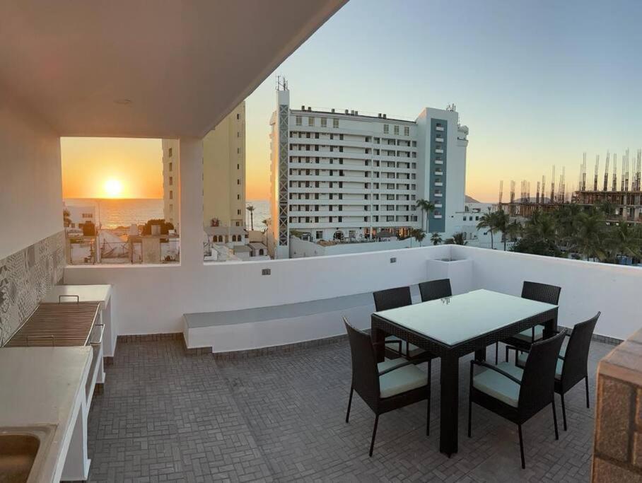 2Br/2Ba Condo 1 Block To Ocean! - Unit #5 Mazatlan Dış mekan fotoğraf