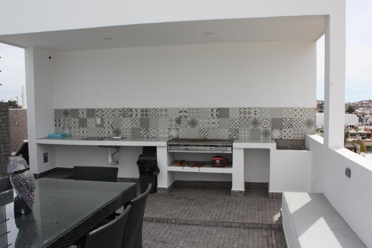 2Br/2Ba Condo 1 Block To Ocean! - Unit #5 Mazatlan Dış mekan fotoğraf